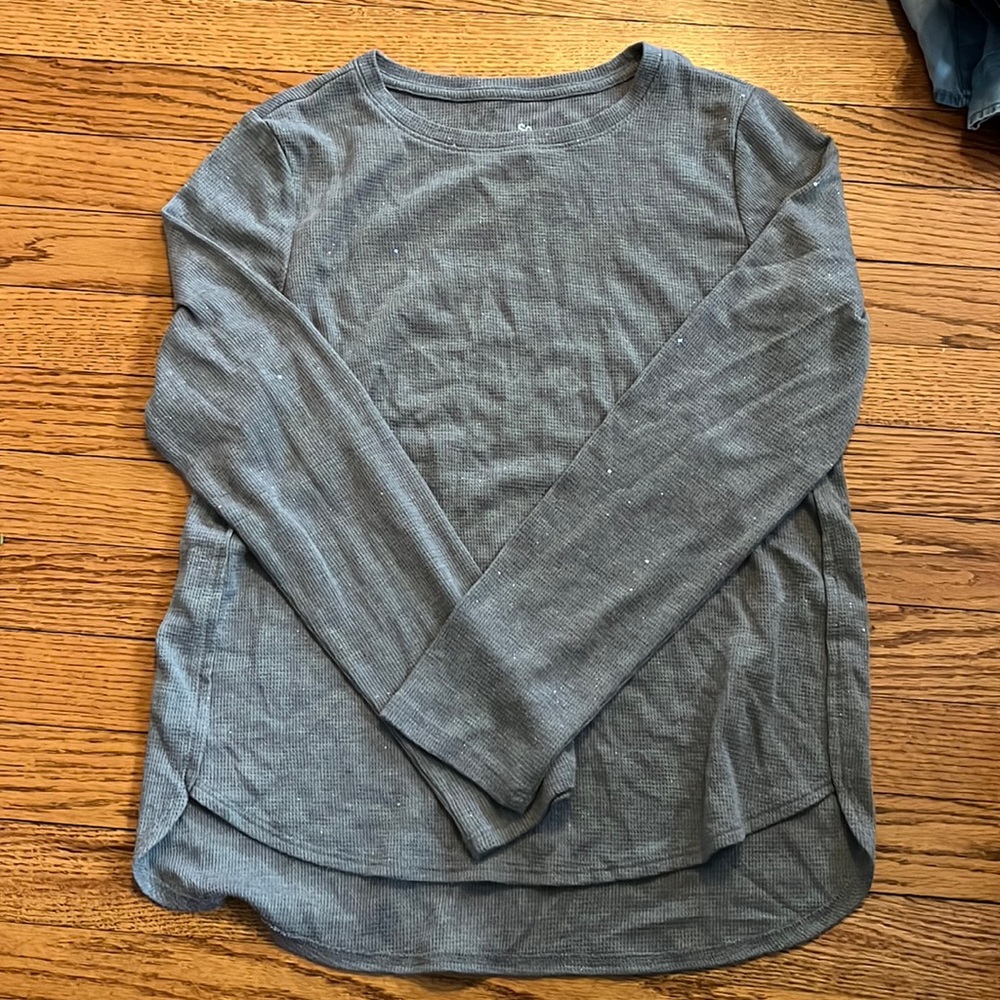 XL grey soft long sleeved tee